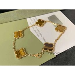 Designer Jewelry Cleef Van Four Leaf Clover Bracelet Designer Van Charm Bracelets Brand Clover Luxury Bracelet 18K Gold Love Bangle Charm 4 Leaf Clovers Bracelets Sh