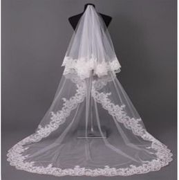 Gorgeous 3 Metres Long Lace Appliques Wedding Veils For Wedding Dresses Cheap Soft Tulle Wedding Accessories Bridal Veils New Arri7972054