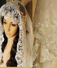 New Luxury High Quality 3M White Ivory Mantilla Long Cathedral Sequin Lace Bridal Wedding Veils With Crystal Rhinestone Accesso9661948