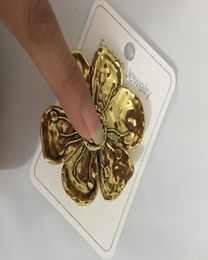 new product listing rich flower wild brooch brass old vintage letter pin brooch female 67992353928492