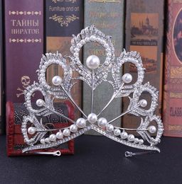 Headpieces EA Rhinestone Bridal Headdress Peacock Feather Pearls Big Crown Knot Wedding Dress Accessories Crowns Bride Tiara1543451