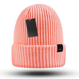 2024 Fashion luxury beanie designer men and women's knitted hat autumn wool hat letter jacquard unisex cashmere letter casual skull outdoor hat NM09