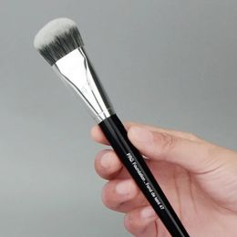 1PC Professional Basic Brush 47 Broom Head Liquid Basic Shadow concealer Brush Basic Makeup and Beauty Tools for Women's Face 230117