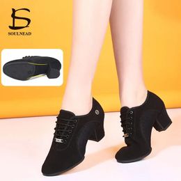 Latin Dance Shoes Woman Salsa Ballroom Dancing Shoes Women Practice Dance Shoes Middle Heel Ladies Modern Jazz Dance Sneakers 240116