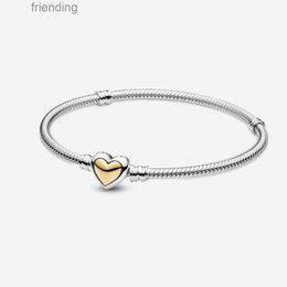 Designer Jewelry 925 Silver Bracelet Charm Bead Fit Domed Golden Heart Clasp Snake Chain Slide Bracelets Beads European Style Charms Beaded Murano MRQY