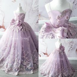 2022 Lavender Beaded Ball Gown Girls Pageant Dresses Spaghetti Straps Princess Flower Girl Dress Appliqued First Communion Dress228l