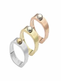 Europe America Fashion Style Rings Men Lady Womens Gold/Silver-color Metal Engraved V Flower Single Stud 18K Gold Plated Lovers Nanogram Ring M002117893912
