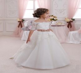 2016 Pretty Scoop Top Crepe Tulle Bottom Sash Rolling Flower Girls Dresses White Princess Kids Dresses For Wedding7461790