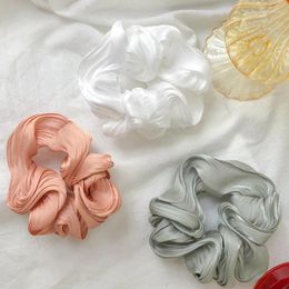 Hair Clips Korean Retro French Temperament Shell Texture Satin Pearlescent Colonic Ring Rope Accessories Wholesale