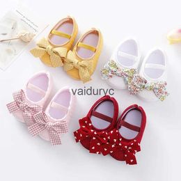 First Walkers Infant Baby Girl Shoes First Walkers Bow Print Newborn Baby Shoes Princess Cute Toddler Baby Shoes for Girls Four Season 0-12M H240508