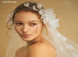 Bridal Veils 2021 Arrival Wedding Veil OneLayer Fingertip Cut Edge Appliqued Flowers Beautiful Petal Pograph Romantic1515485