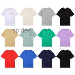 Mens t Shirt De Coeur Tees Short Sleeves Shirts Men Designer Top France Fashion Embroidered Heart Pattern Round Neck Paris T-shirt DV89