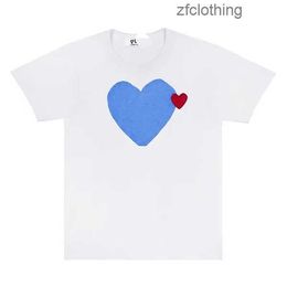 Play Designer Mens T-shirts Children's Embroidered Love Eyes Pure Cotton White Red Heart Short-sleeved Boys and Girls Loose Casual Tshirt Top 8C8S