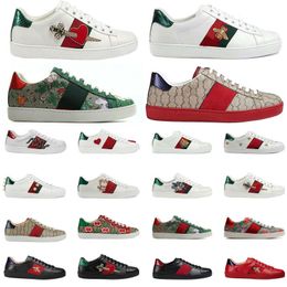 2024 Novo Designer Homens Mulheres Sapatos Casuais Bee Snake Tiger Sneakers Chaussures Sapato de Couro Genuíno Bordado Treinadores Clássicos Python Sneaker Sapatos Tamanho 35-44