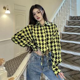 Women's Blouses Gagarich Korean Style Retro Long Sleeved Shirt Women Spring Loose Versatile Top Niche Design Contrasting Checkered Blouse