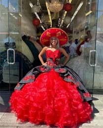 Red Sweetheart Ball Gowns Quinceanera Dress Appliques Birthday Party Gown Black Prom Dresses Vestido Anos Robe De Bal