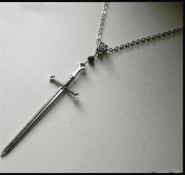 Pendant Necklaces Sword And Black Crystal Necklace Gothic Silver Color Warrior Jewelry Mysterious For Tarot Gift Classical Fashion1366112