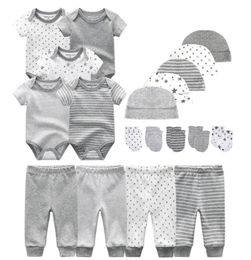 Unisex Born Baby Boy Clothes BodysuitsPantsHatsGloves Baby Girl Clothes Cotton Clothing Sets LJ2012231649353