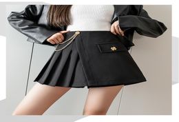 2022 Spring Autumn new design women039s high waist chains patched pleated short culottes shorts plus size SMLXL7325254