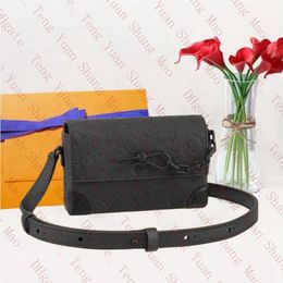 Designer Bags Steamer Trunk Wearable Wallet Mini Shoulder Bags High Quality Taurillon Leather Messenger Cross body Bag Pouch Men Women Camera bag Wallets M81746