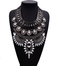 Luxury Flower Bib Crystal Necklace Boho Collar Necklace for Women Costume Jewelry Christmas Gift 1Pc 4 Colors2115646