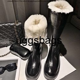 channel shoes Channel Boots and Winter Designers Woolen Snow Boots Fluffy Snow Boots Size 35-40 high quality