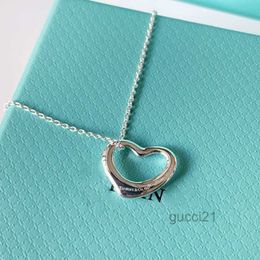 Necklace Classic S925 Sterling Silver Hollow Peach Pendant 520 Gift for Valentine's Day WTJS