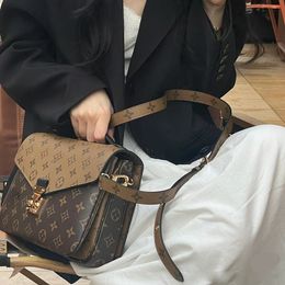 Designer Messenger Women Handbag Metis Fashion Luxury Shoulder Bag Crossbody Bag präglad 2024 Pure New M40780 -kuvert