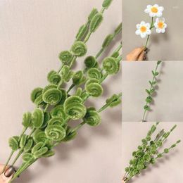 Decorative Flowers 1pc Finished Eucalyptus Leaf Twist Stick Simulation Daisy Eternal Flower Bouquet Handicrafts Home Decoration Pieces