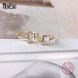 Band Rings MOVESKI 925 SterlSilver High Quality Four Prong Clear Square Zircon RWomen Classic French Banquet Jewellery J240118