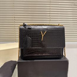 2024 high-quality Luxury Handbag Shoulder Bag Brand Cross Body Classic Flap Envelope Bag Shape Designer Stitch Leather Ladies Metal Chain High Quality bag