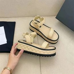 Channel CHANEI Women Sandals Womens Chanelity Slides Highest-quality Designer Crystal Calf Leather Casual Shoes Quilted Platform Summer Beach Slipper