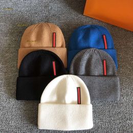 Beanie/Skull Caps Wholesale Designer Beanie Hat Quality Fashion Cashmere Knitted Cap Women Snapback Mask Fitted Unisex Classic Winter Casual Outdoor Fashion Hats