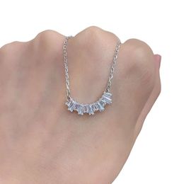 Swarovskis Necklace Designer Luxury Fashion Women Original Quality Smiling Facewith A Minimalist And Niche Design Exuding A Light Luxury And Cool Style