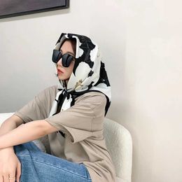 Scarves 90cm * 90cm Design Scarf Lady Shawl Printed Silk Felt Headscarf Scarf Lady Headscarf Square Scarf Lady Wrap Scarf J0107 J240118