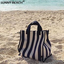 Shopping Bags Fashion Large Capacity Striped Shopping Bag Canvas Korean Style Foldable Convenient Waterproof Handbag Beach Travel Q240118