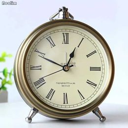 Desk Table Clocks Digital Alarm Clock Creative Fashion Simple Mute Round Metal Portable Bedside Clock European Home Living Room Table Decoration YQ240118