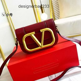 Designer Evening Crossbody Classic Bags Women Women's luxurys Handbags Handbag Valantinoc tote v bags Beauty Light Style Autumn Fashionable Shoulder 4 ZOM0