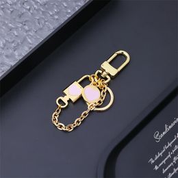 Luxury Designer Keychain Valentines Day Key Chain Letter Brand Classic Car Bag Keychain Mens Womens Flower Accessories Gifts With Box