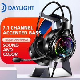 Headphones Daylight Q7 Gaming Headsets Gamer Headphones Surround Built in Sound Card Wired Earphones USB/3.5mm MIC Colourful Light Laptop