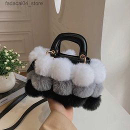 Shopping Bags Winter Handbag Women Luxury Faux Fur Hand Bags Soft Plush Bags For Women 2022 Crossbody Totes Ladys Luxury Clutches Purse Q240118