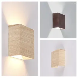 Wall Lamps Nordic Wood Lamp LED Original Wooden Walnut Square Room Decor Sconce Bedroom Living Rooms Study Staircase Light Lustre