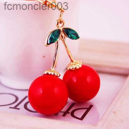 Fashionable Cute Crystal Red Cherry Key Chain Car Ring Ladies Bag Accessories Fruit Metal Pendant Craft Gift Handbag 6Z22