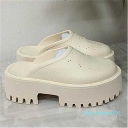 2024 slippers made of transparent materials fashionable sexy lovely sunny beach woman