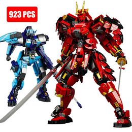 Blocks 2023 Sluban Ninja Armoured Red Samurai Robot Mech Classic Model DIY Action Figure Building Blocks Sets 1183 Toys for Boys GiftsL240118