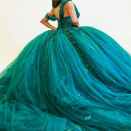 Green Ball Gown Quinceanera Dresses Sweetheart Appliques Lace Beads Elegant With Train Plus Size Sweet 16 Vestido De 15 Anos