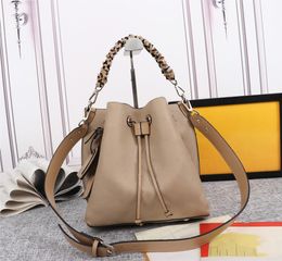 5A High Quality Fashion Designer Bag, Water Bucket Bag, Woven Shoulder Strap Handbag, Casual Shoulder Bag, Four Colors Available M55800 Crossbody Bag