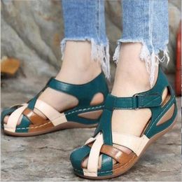 Sandals 2024 European And American Women's Summer Retro Round Toe Wedge Cross 4395