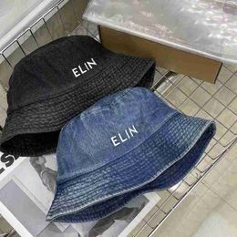 Wide Brim Hats & Bucket Hats Designer Washed Cowboy Fisherman Correct Letter Sunshade Hat Pot Hat Beach Men and Women Flat Top Short Eaf Fisherman