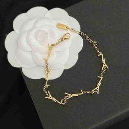 Chain 18K Gold Plated Designer Chain Bracelet Women Bracelet Stainless Steel Jewelry Design for Women Love Wedding Bracelet Waterproof and never changing color